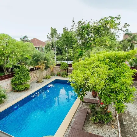 Private Residence Hosted By Sasithorn Nong Prue Exterior photo