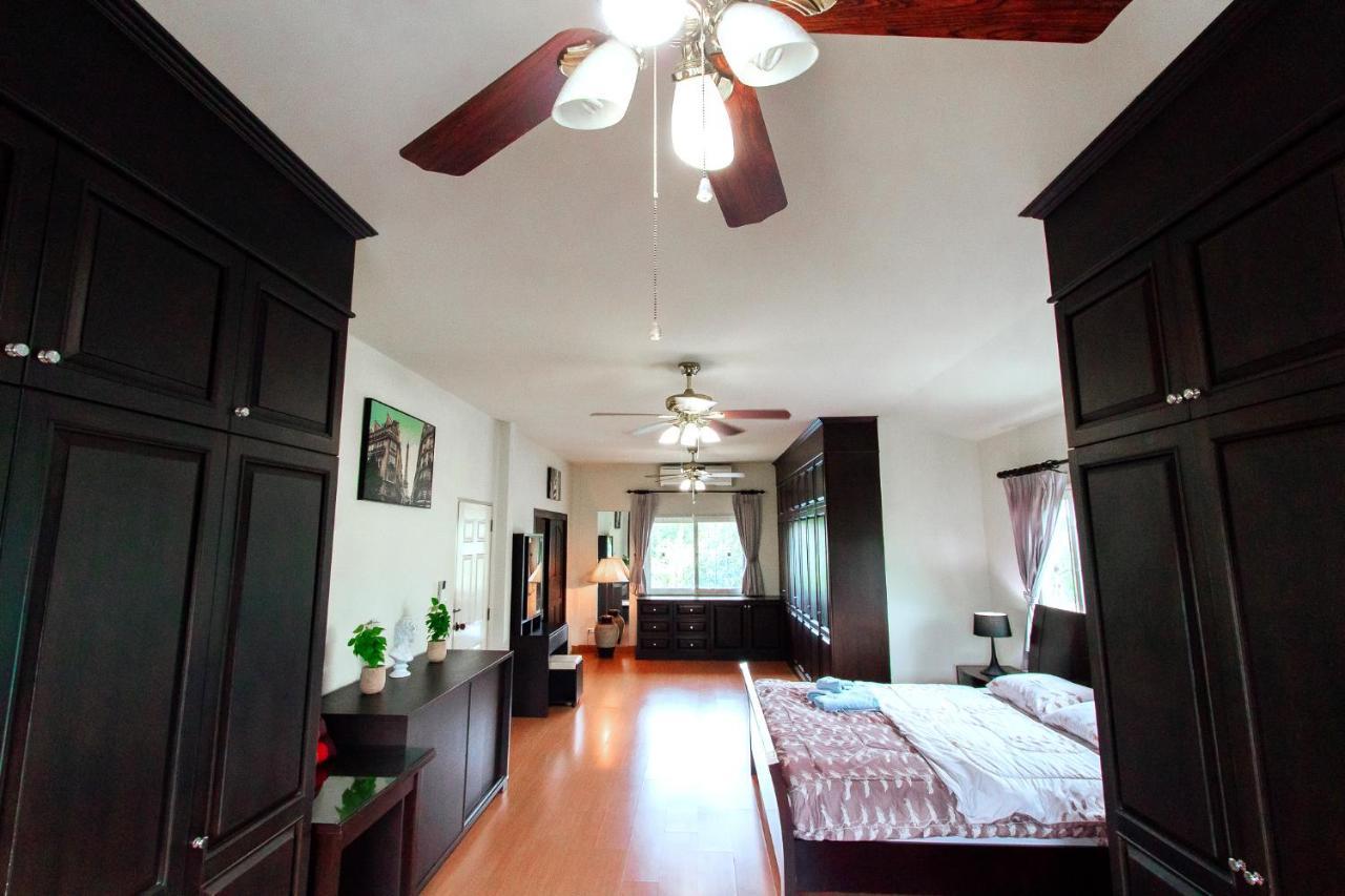 Private Hosted By Sasithorn Nong Prue