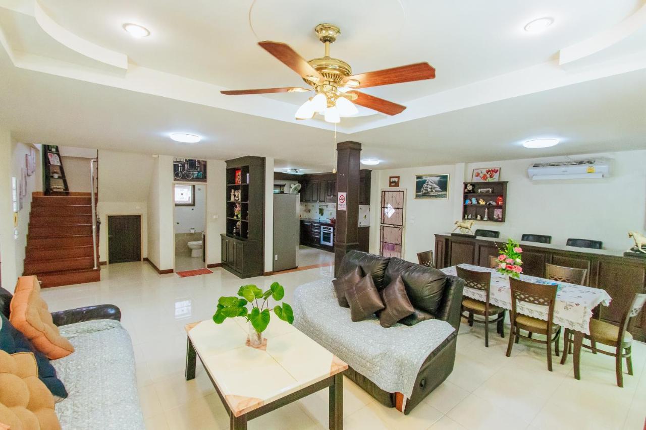 Private Hosted By Sasithorn Villa *