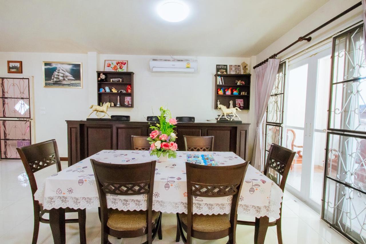 Private Hosted By Sasithorn Villa *
