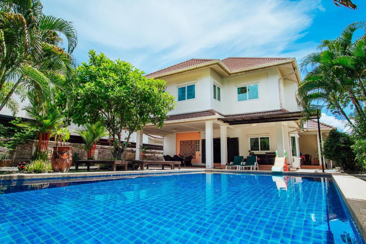 Villa Private Hosted By Sasithorn