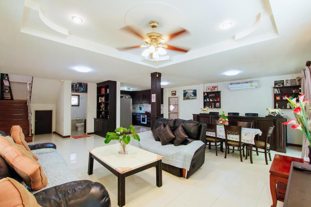 Private Hosted By Sasithorn Villa Nong Prue
