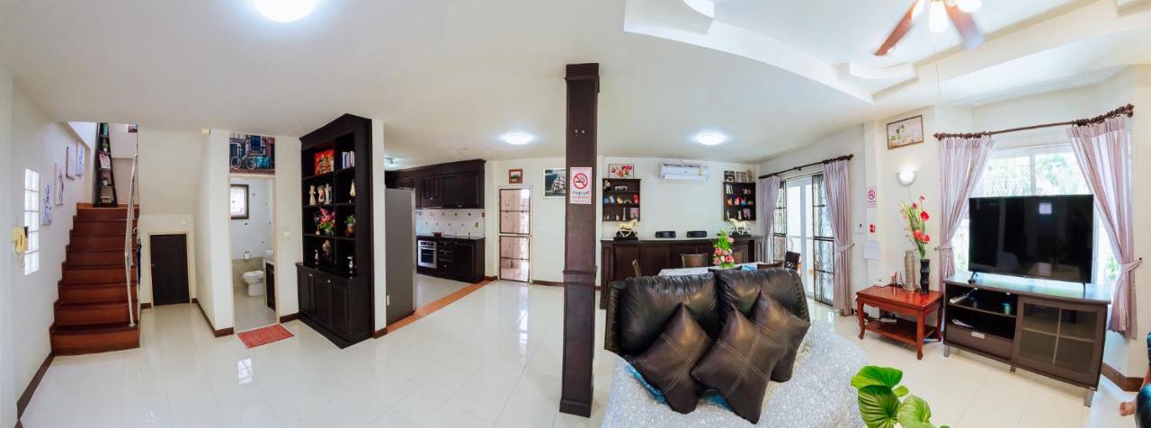 Private Hosted By Sasithorn Nong Prue