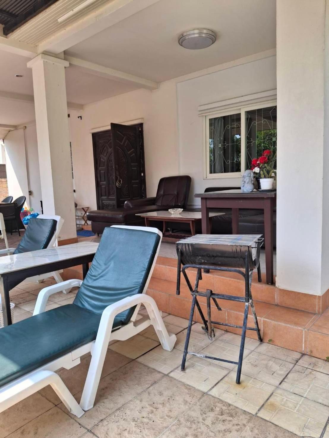 Private Hosted By Sasithorn Nong Prue